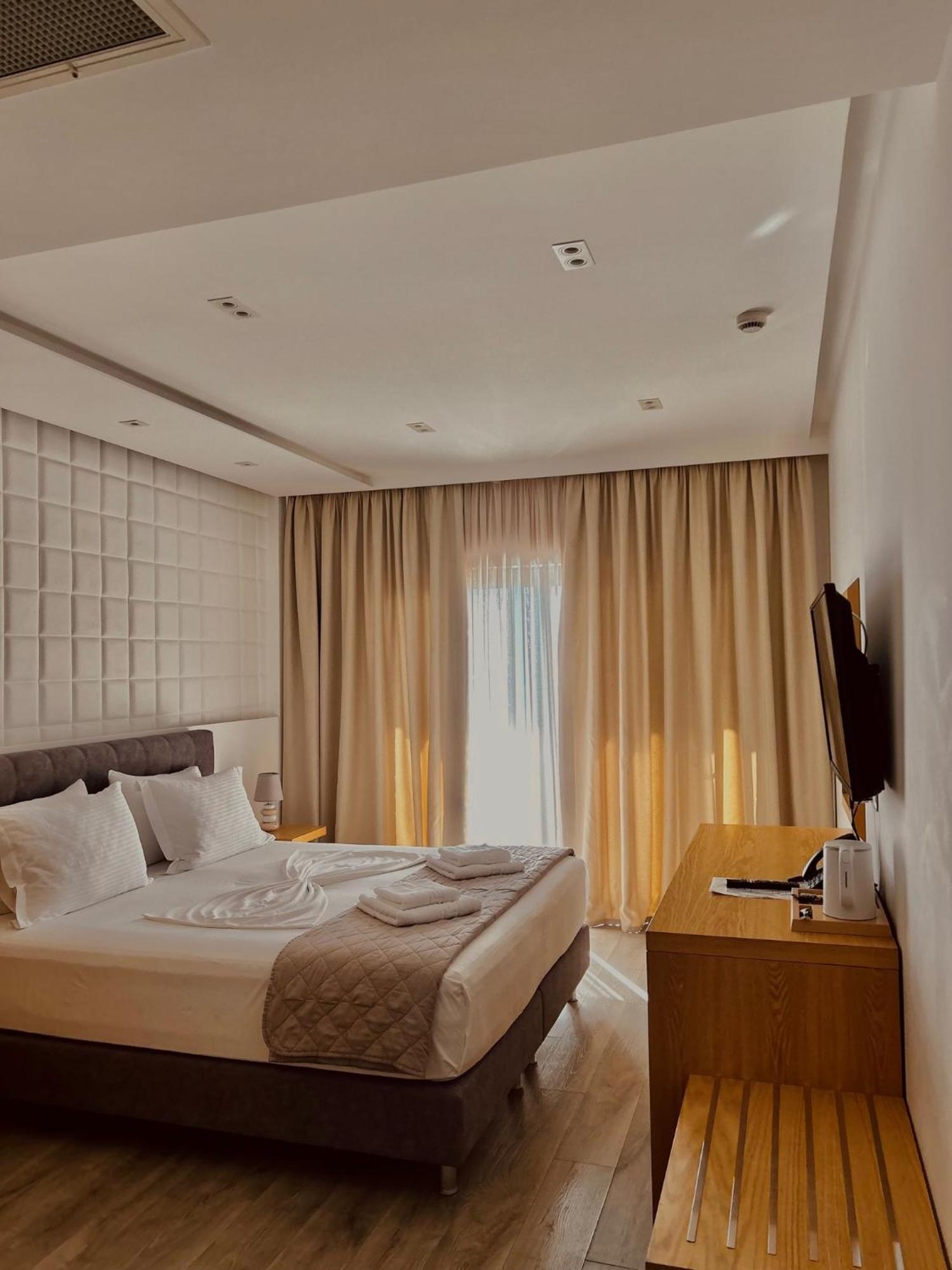 Готель Sole 4*